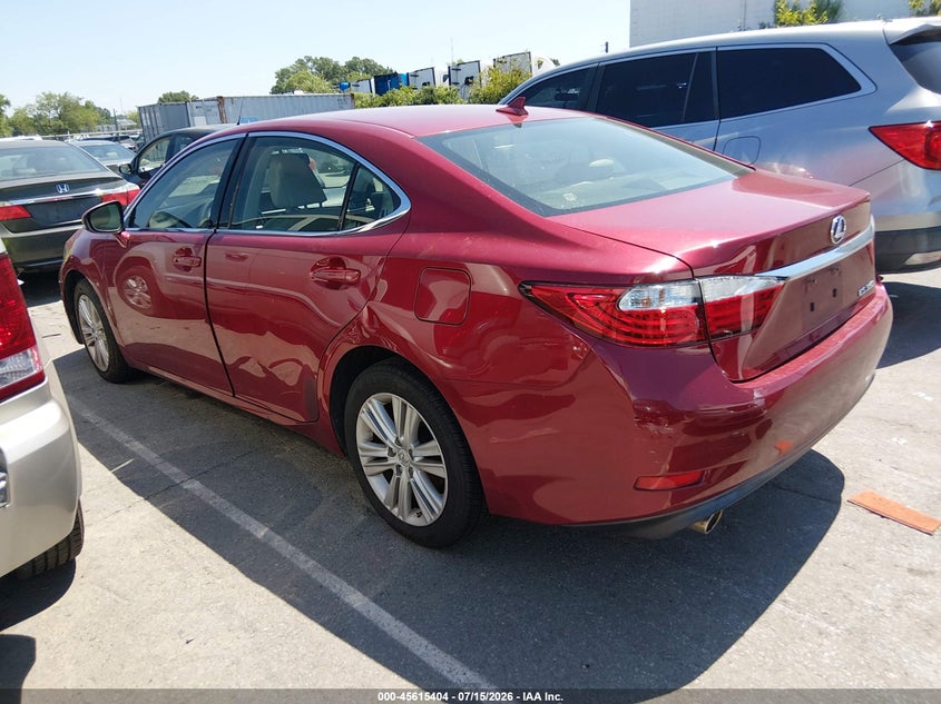 2014 Lexus ES VIN JTHBK1GG5E2149378 IAAI salvage auction — WATER/FLOOD, Salvage Title, sold $1,800 on 2026-07-31 (photo 3)