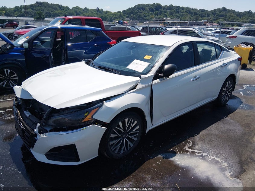 2024 Nissan Altima VIN 1N4BL4DV9RN357129 IAAI salvage auction — FRONT END, Salvage (Illinois), sold $7,900 on 2026-09-01 (photo 2)