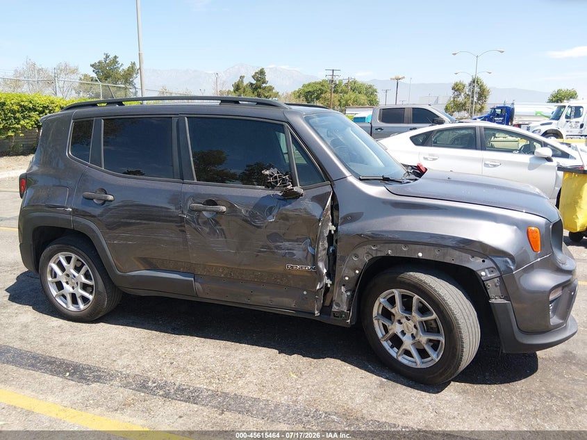2020 Jeep Renegade VIN ZACNJAAB3LPL13564 IAAI salvage auction — SIDE, Salvage Title, sold $2,250 on 2026-08-17 (photo 6)