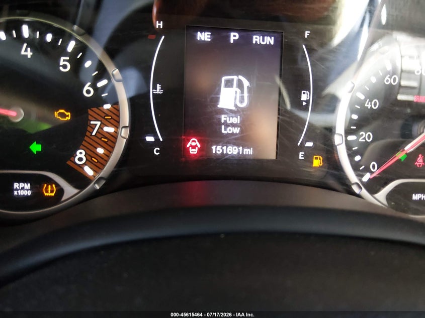 2020 Jeep Renegade VIN ZACNJAAB3LPL13564 IAAI salvage auction — SIDE, Salvage Title, sold $2,250 on 2026-08-17 (photo 7)