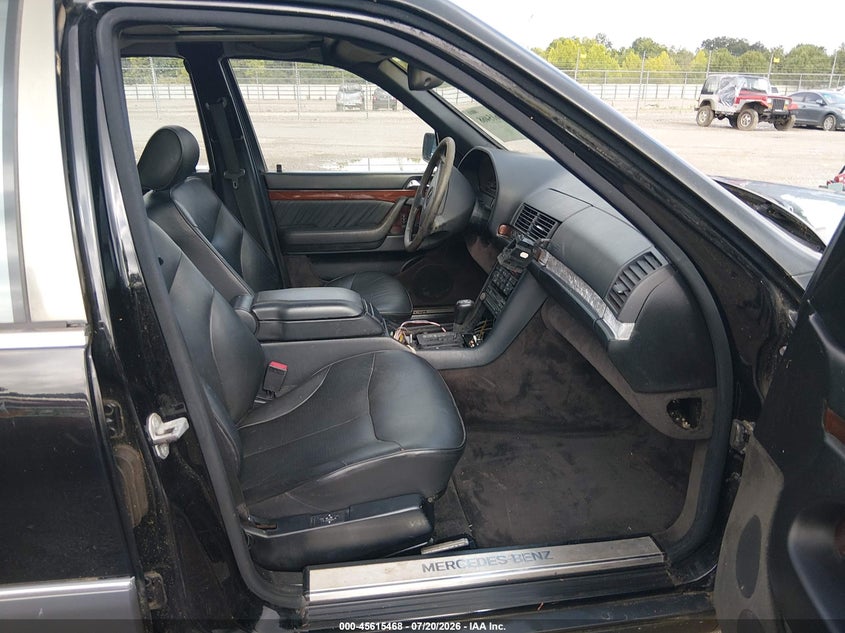 1995 Mercedes-benz S class VIN WDBGA32E8SA261068 IAAI salvage auction — NORMAL WEAR, Clear (Tennessee), sold $25 on 2026-07-29 (photo 5)