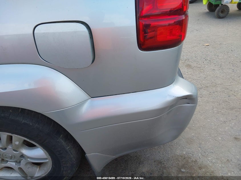 2007 Lexus Gx 470 VIN JTJBT20X570128461 IAAI salvage auction — NORMAL WEAR, Original (Maine), sold $1,550 on 2026-07-27 (photo 6)