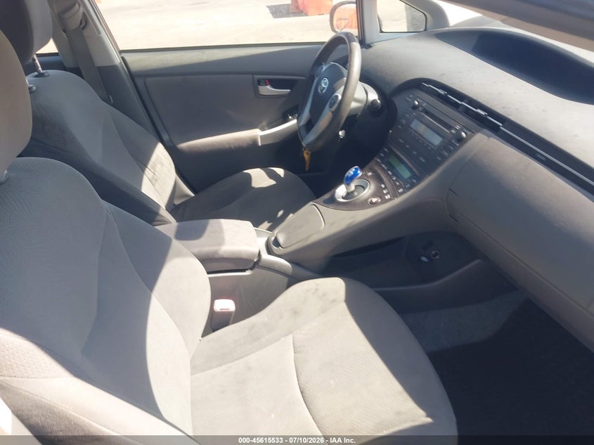 2011 Toyota Prius VIN JTDKN3DU4B0263071 IAAI salvage auction — REAR END, Salvage (California), sold $1,700 on 2026-07-27 (photo 5)