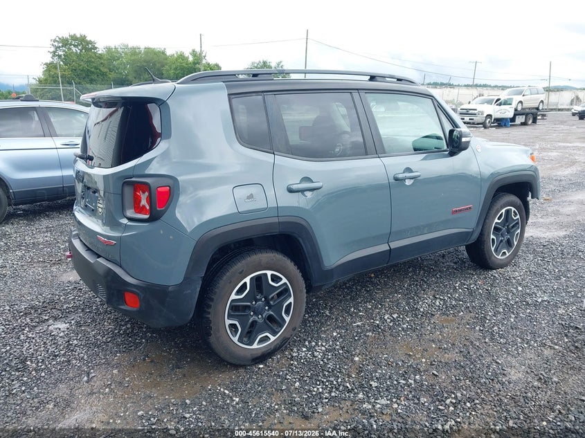 2017 Jeep Renegade VIN ZACCJBCBXHPE96854 IAAI salvage auction — FRONT END, Salvage Title, sold $2,050 on 2026-08-21 (photo 4)