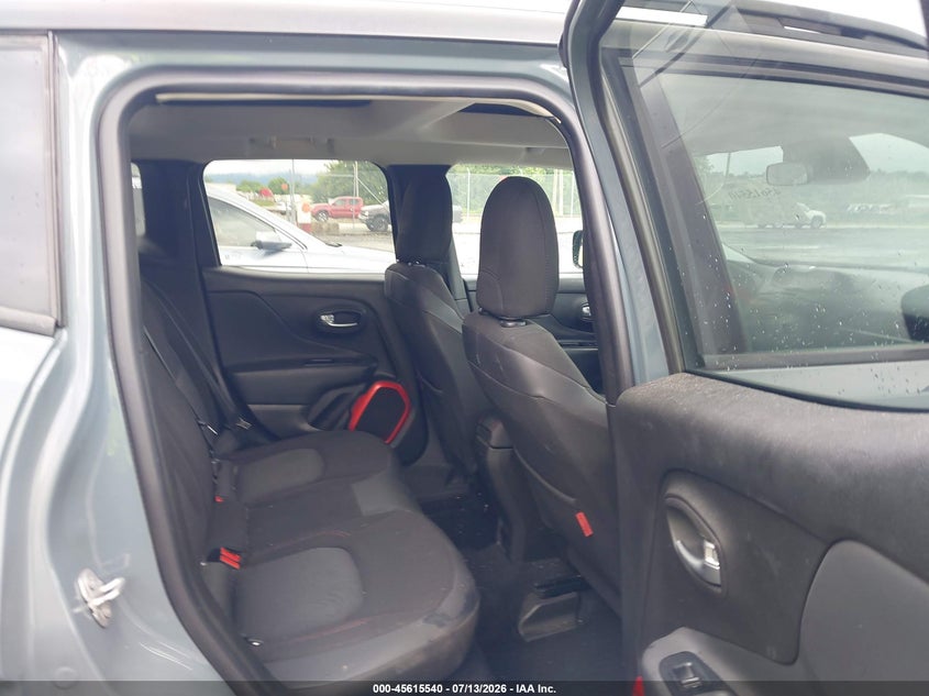 2017 Jeep Renegade VIN ZACCJBCBXHPE96854 IAAI salvage auction — FRONT END, Salvage Title, sold $2,050 on 2026-08-21 (photo 8)