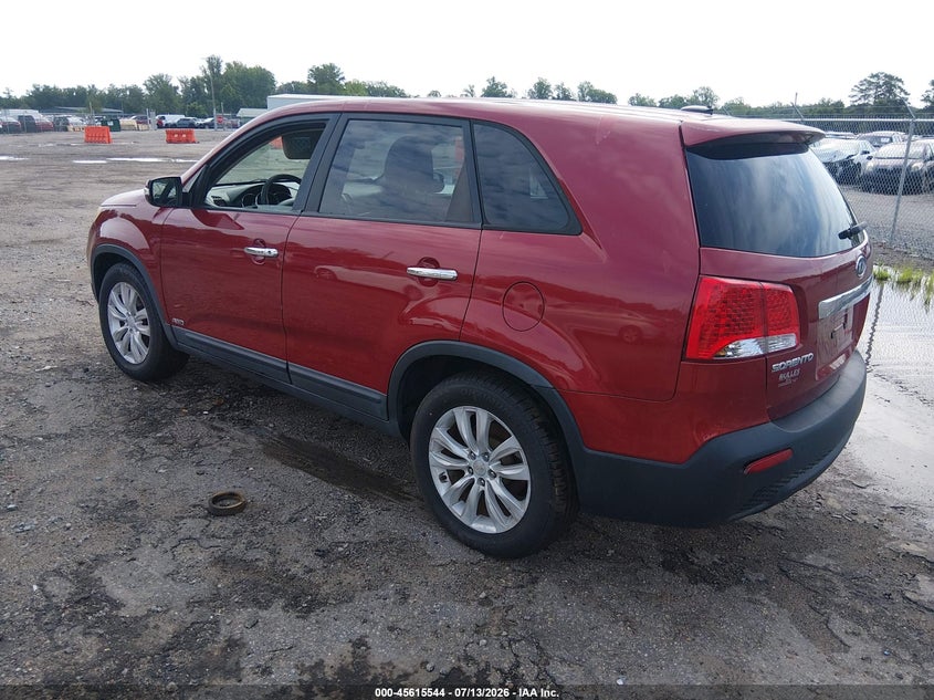 2011 Kia Sorento VIN 5XYKUCA19BG011615 IAAI salvage auction — NORMAL WEAR, Clear (Virginia), sold $25 on 2026-07-24 (photo 3)
