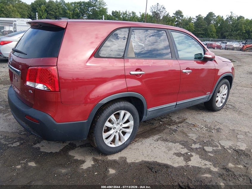 2011 Kia Sorento VIN 5XYKUCA19BG011615 IAAI salvage auction — NORMAL WEAR, Clear (Virginia), sold $25 on 2026-07-24 (photo 4)
