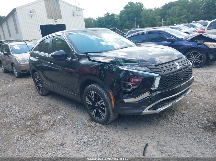 2024 Mitsubishi Eclipse cross VIN JA4ATWAA4RZ046066 IAAI salvage auction — RIGHT FRONT, Salvage Title, sold $10,800 on 2026-08-07 (photo 1)