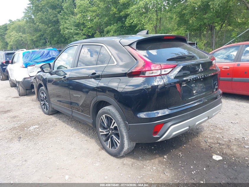 2024 Mitsubishi Eclipse cross VIN JA4ATWAA4RZ046066 IAAI salvage auction — RIGHT FRONT, Salvage Title, sold $10,800 on 2026-08-07 (photo 3)