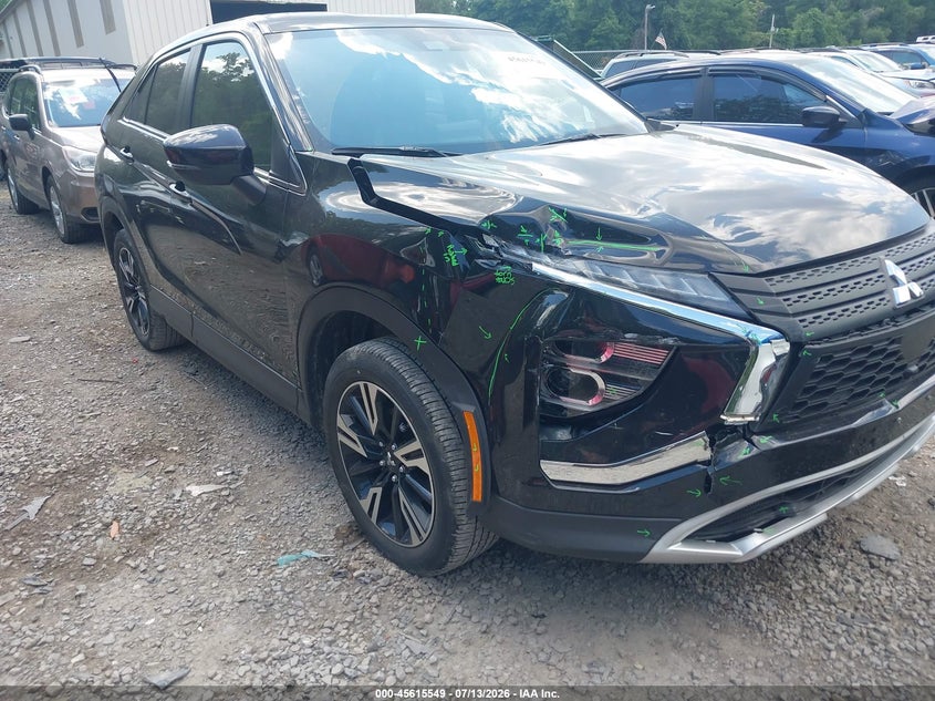 2024 Mitsubishi Eclipse cross VIN JA4ATWAA4RZ046066 IAAI salvage auction — RIGHT FRONT, Salvage Title, sold $10,800 on 2026-08-07 (photo 6)