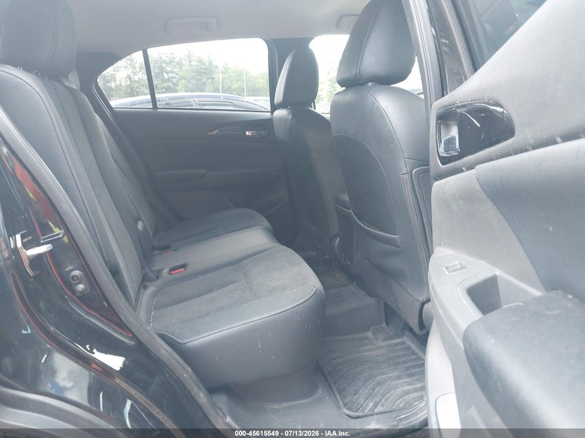 2024 Mitsubishi Eclipse cross VIN JA4ATWAA4RZ046066 IAAI salvage auction — RIGHT FRONT, Salvage Title, sold $10,800 on 2026-08-07 (photo 8)