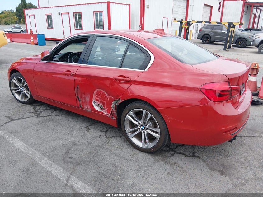 2017 BMW 3er VIN WBA8B9G32HNU52349 IAAI salvage auction — LEFT SIDE, Salvage (California), sold $4,400 on 2026-07-23 (photo 3)