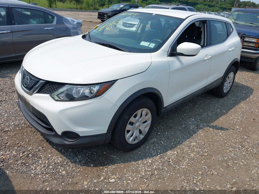 2018 Nissan Rogue VIN JN1BJ1CR0JW254024 IAAI salvage auction — SIDE, Salvage Title, sold $1,850 on 2026-07-28 (photo 2)