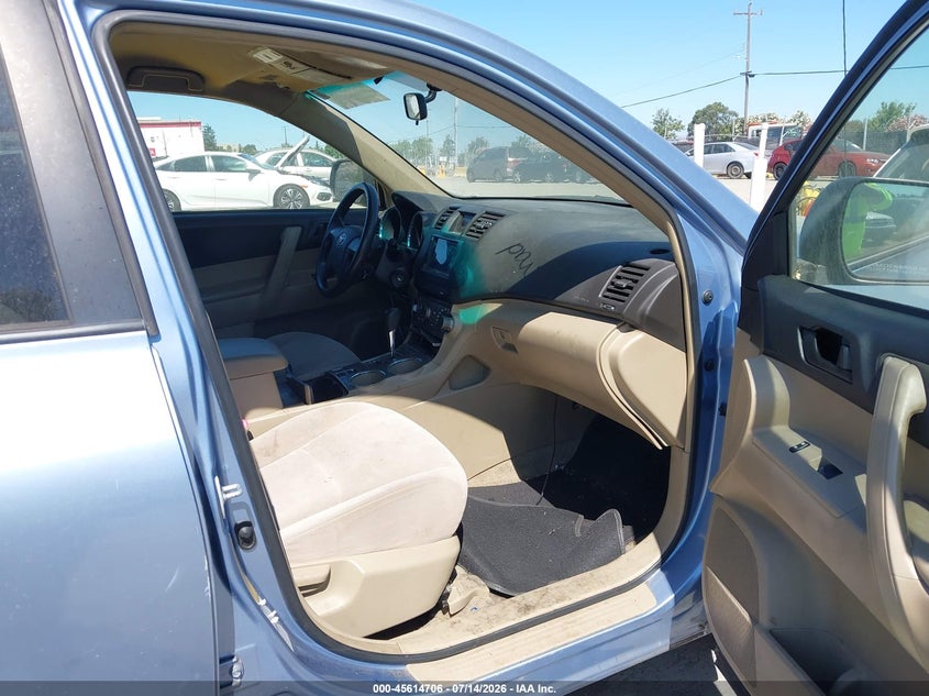 2008 Toyota Highlander VIN JTEES41A182038850 IAAI salvage auction — NORMAL WEAR, Clear - Dealer Only (California), sold $1,500 on 2026-07-30 (photo 5)