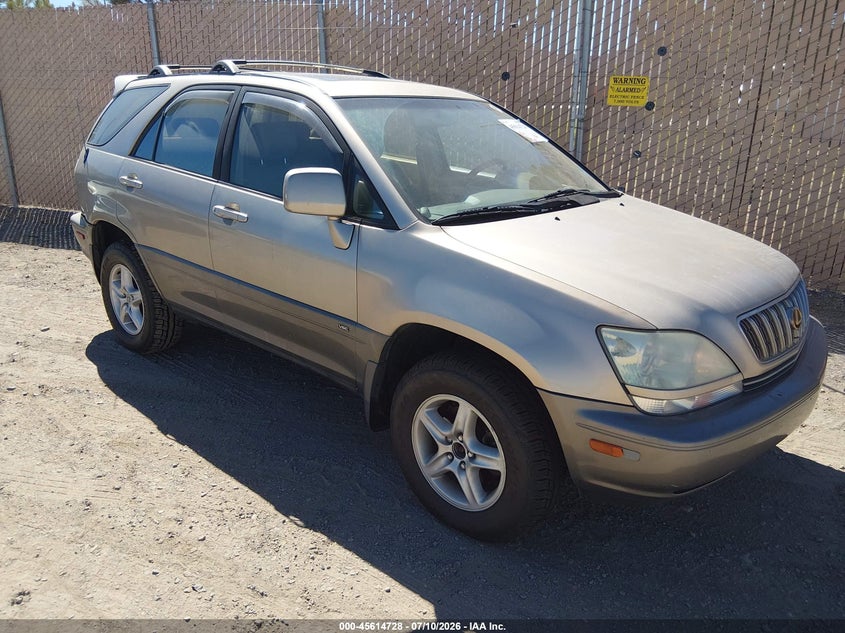 2001 Lexus Rx 300 VIN JTJHF10U010197468 IAAI salvage auction — NORMAL WEAR, Regular (Nevada), sold $550 on 2026-07-17 (photo 1)