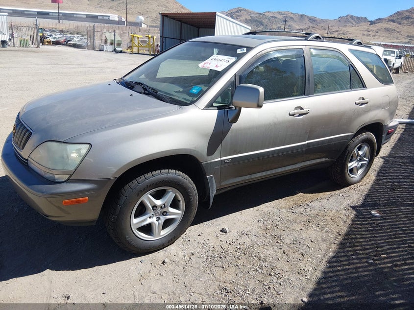 2001 Lexus Rx 300 VIN JTJHF10U010197468 IAAI salvage auction — NORMAL WEAR, Regular (Nevada), sold $550 on 2026-07-17 (photo 2)