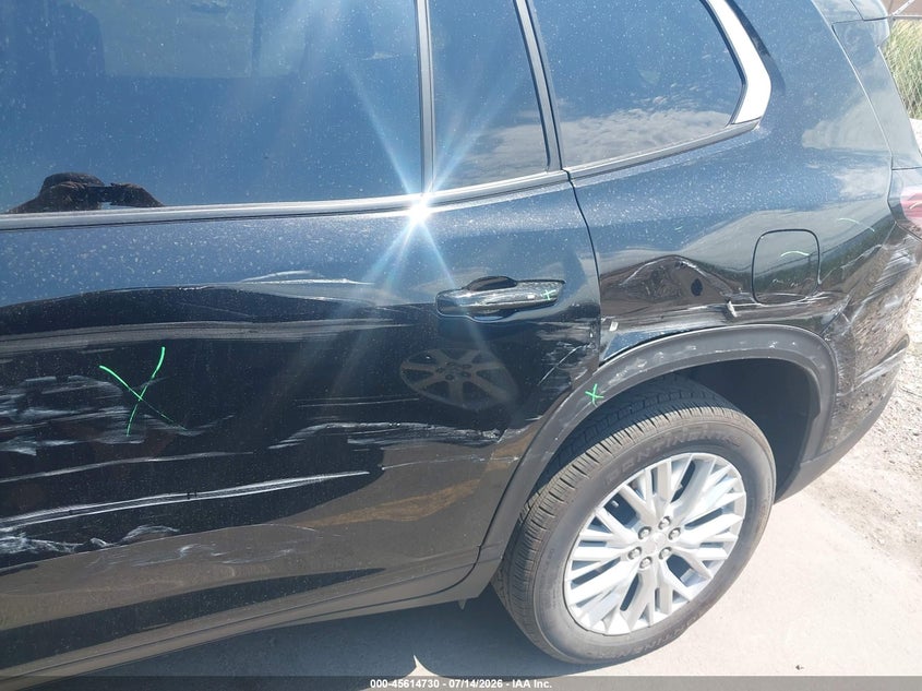 2026 Gmc Acadia VIN 1GKENKKS8TJ288399 IAAI salvage auction — SIDE, Salvage Title, sold $17,100 on 2026-07-23 (photo 6)