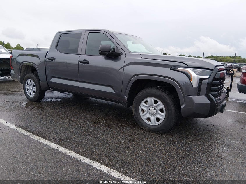 2025 Toyota Tundra VIN 5TFKB5DB1SX256878 — IAAI salvage auction photo