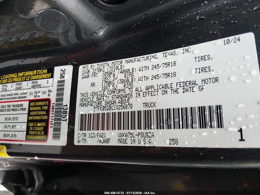 2025 Toyota Tundra VIN 5TFKB5DB1SX256878 IAAI salvage auction — LEFT SIDE, Salvage Title, sold $24,400 on 2026-07-29 (photo 9)