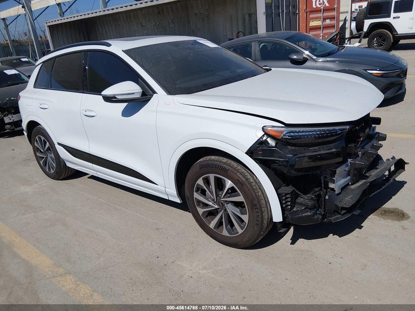 2025 Audi Q6 VIN WA124BGF1SA035012 — IAAI salvage auction photo