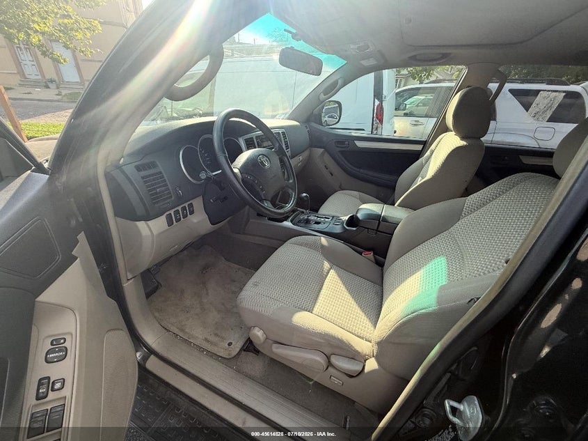 2009 Toyota 4runner VIN JTEBU14R79K038320 IAAI salvage auction — NORMAL WEAR, Clear (Montana), sold $5,600 on 2026-07-29 (photo 5)
