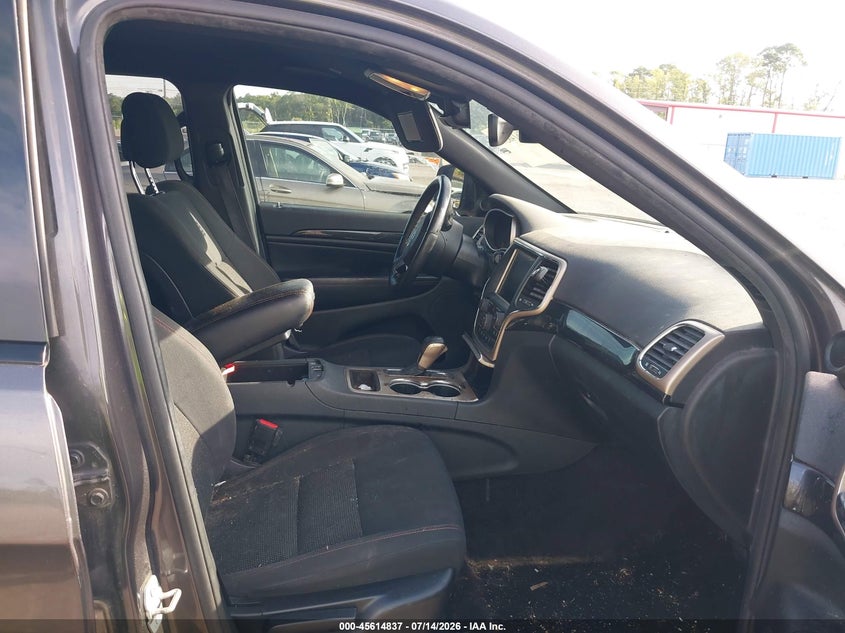 2017 Jeep Grand cherokee VIN 1C4RJFAG2HC674678 IAAI salvage auction — FRONT END, Salvage (Florida), sold $1,600 on 2026-07-22 (photo 5)