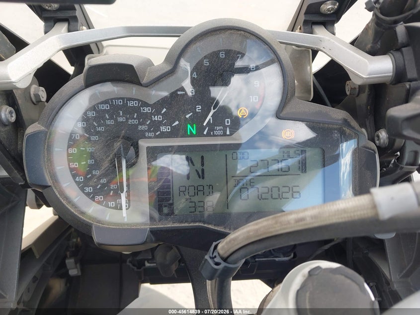 2014 BMW R 1200 VIN WB10A1200EZ095241 IAAI salvage auction — ROLLOVER, Salvage (California), sold $2,850 on 2026-07-29 (photo 7)