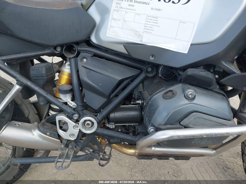 2014 BMW R 1200 VIN WB10A1200EZ095241 IAAI salvage auction — ROLLOVER, Salvage (California), sold $2,850 on 2026-07-29 (photo 8)