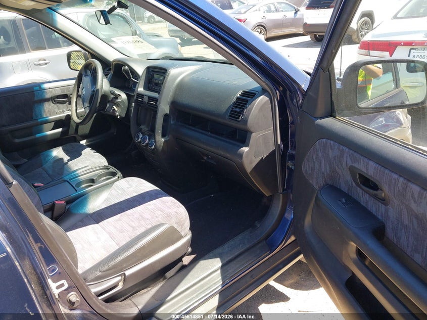 2002 Honda Cr-v VIN JHLRD78412C060711 IAAI salvage auction — NORMAL WEAR, Salvage Title, sold $425 on 2026-07-22 (photo 5)