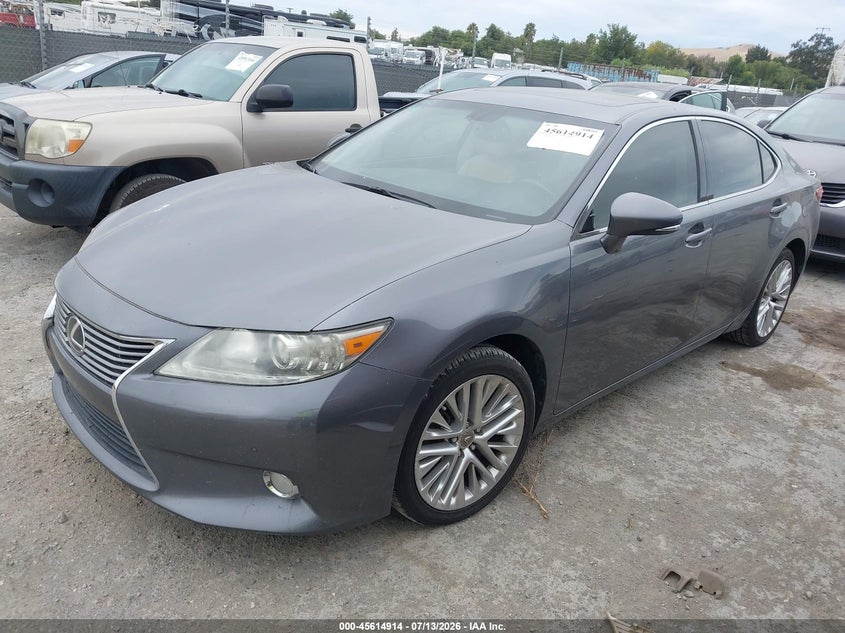 2013 Lexus ES VIN JTHBK1GG2D2007696 IAAI salvage auction — NORMAL WEAR, Clear-Dealer Only (Arizona), sold $4,000 on 2026-07-16 (photo 2)