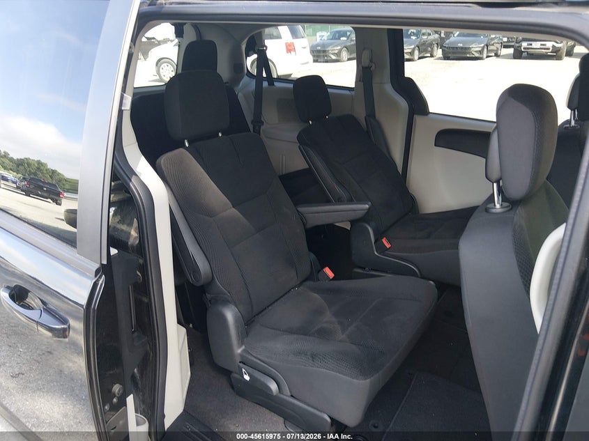2018 Dodge Grand caravan VIN 2C4RDGBG0JR255608 IAAI salvage auction — NORMAL WEAR, Sf97 (Kentucky), sold $11,600 on 2026-08-12 (photo 8)