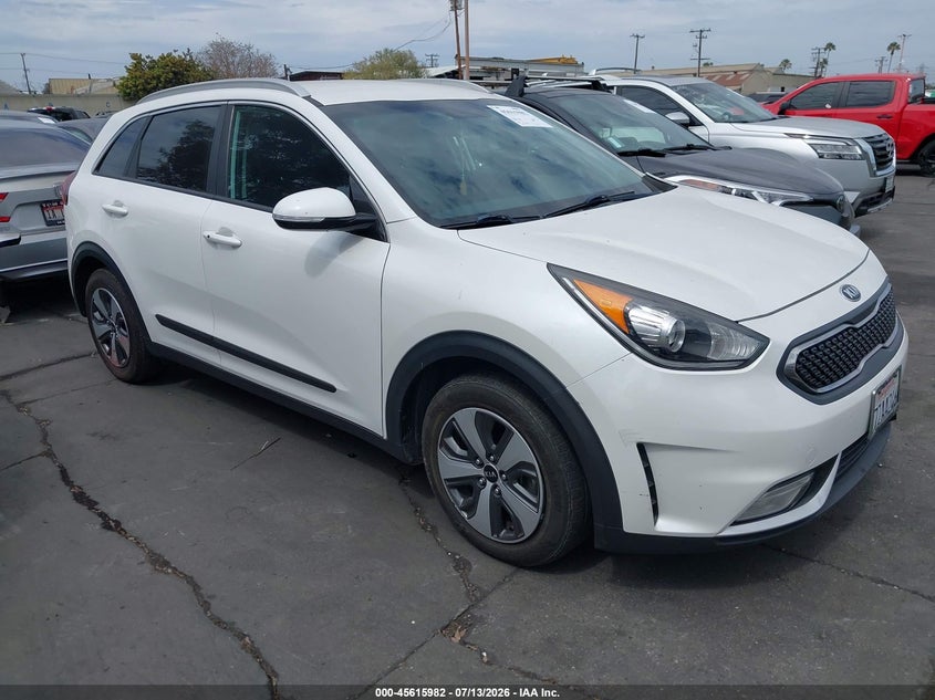 2017 Kia Niro VIN KNDCC3LC8H5077144 IAAI salvage auction — LEFT SIDE, Salvage Certificate (California), sold $25 on 2026-07-29 (photo 1)