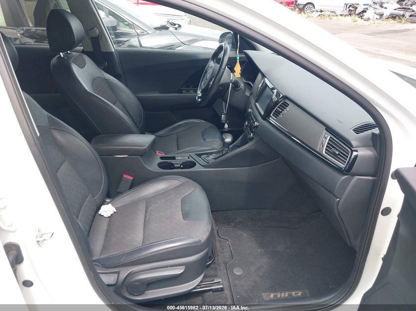 2017 Kia Niro VIN KNDCC3LC8H5077144 IAAI salvage auction — LEFT SIDE, Salvage Certificate (California), sold $25 on 2026-07-29 (photo 5)