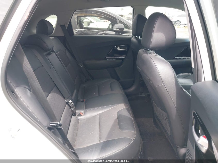 2017 Kia Niro VIN KNDCC3LC8H5077144 IAAI salvage auction — LEFT SIDE, Salvage Certificate (California), sold $25 on 2026-07-29 (photo 8)