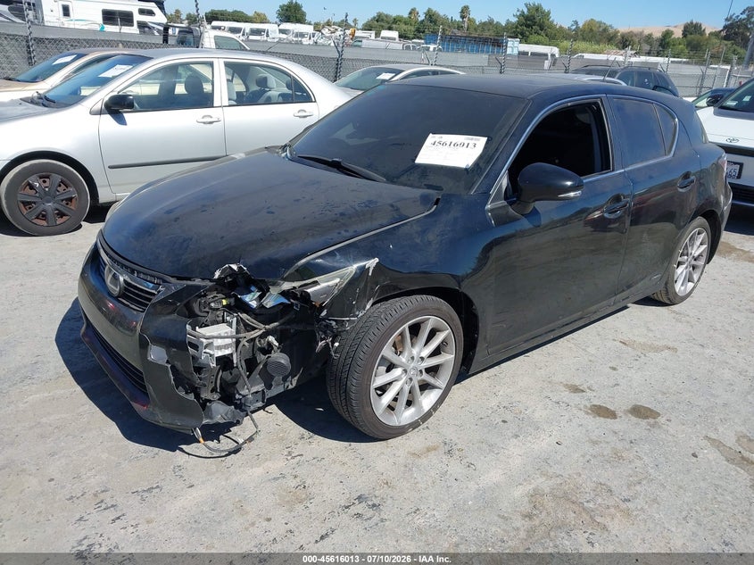 2012 Lexus VIN JTHKD5BH7C2058403 IAAI salvage auction — NORMAL WEAR, Salvage Title, sold $1,400 on 2026-07-23 (photo 2)