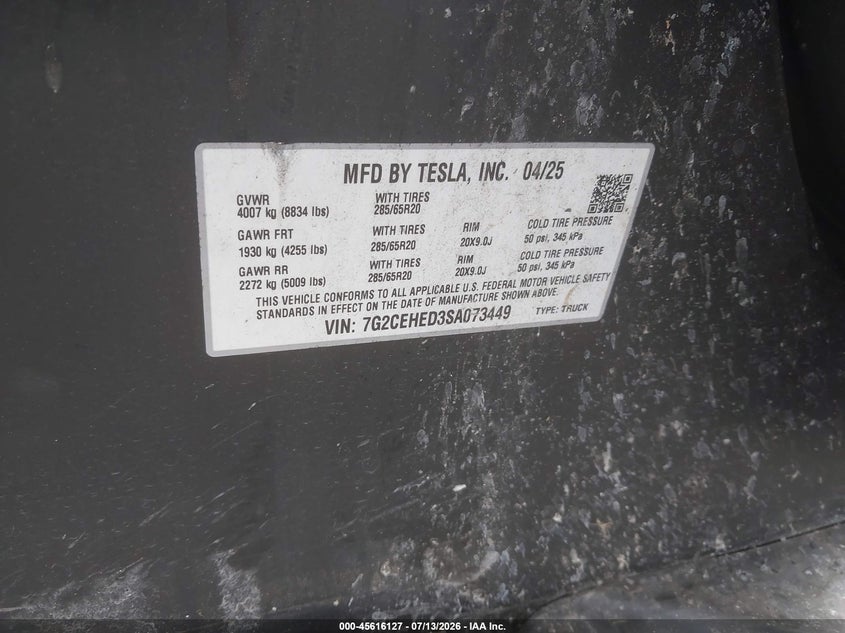 2025 Tesla Cybertruck VIN 7G2CEHED3SA073449 IAAI salvage auction — SIDE, Salvage (California), sold $27,850 on 2026-09-04 (photo 9)