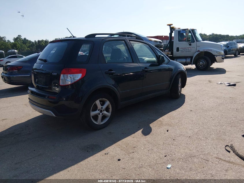 2008 Suzuki Sx4 VIN JS2YB413485110034 IAAI salvage auction — NORMAL WEAR, Clear (Maryland), sold $475 on 2026-07-30 (photo 4)