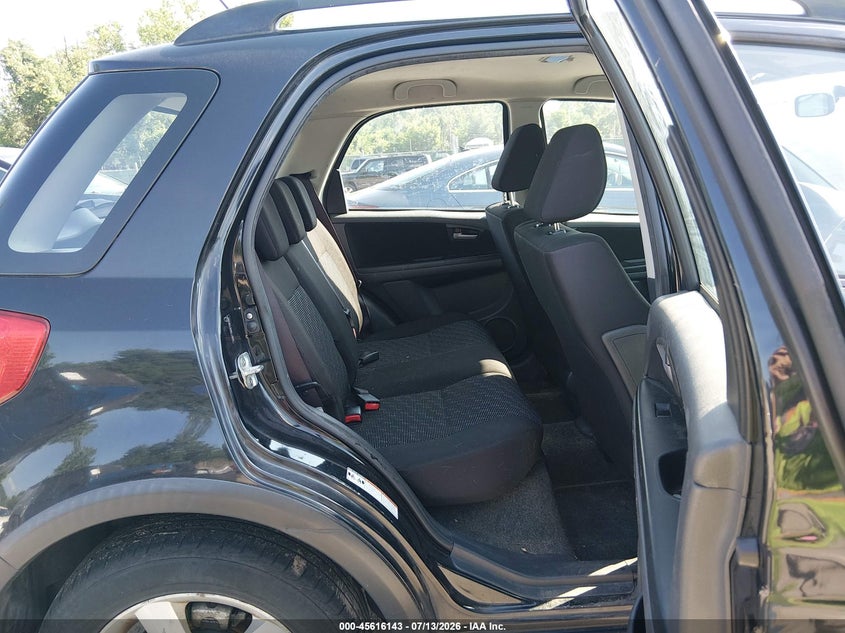 2008 Suzuki Sx4 VIN JS2YB413485110034 IAAI salvage auction — NORMAL WEAR, Clear (Maryland), sold $475 on 2026-07-30 (photo 8)