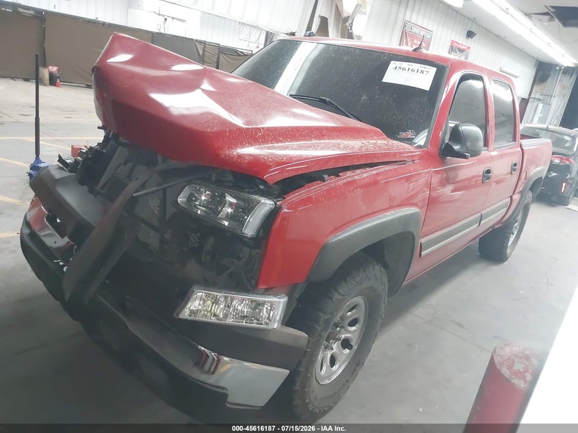 2005 Chevrolet Silverado 1500 VIN 2GCEK13T951288298 IAAI salvage auction — FRONT END, Salvage (Arizona), sold $2,200 on 2026-08-02 (photo 2)