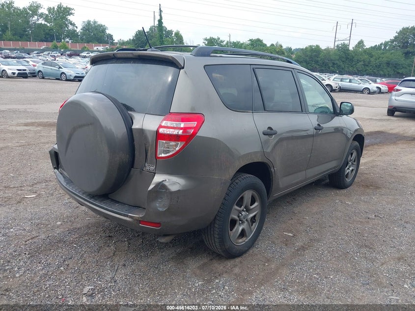 2010 Toyota Rav4 VIN JTMBF4DV0AD039640 IAAI salvage auction — NORMAL WEAR, Clear (Pennsylvania), sold $1,600 on 2026-07-31 (photo 4)
