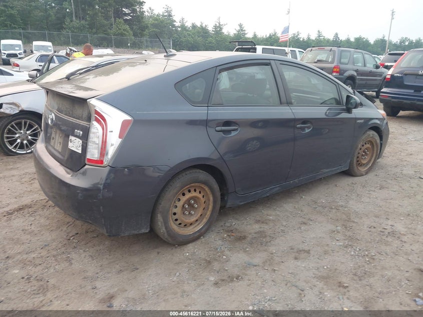 2015 Toyota Prius VIN JTDKN3DU1F1950332 IAAI salvage auction — FRONT END, Salvage Title, sold $625 on 2026-07-24 (photo 4)