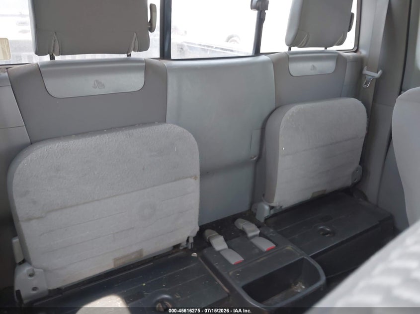 2013 Toyota Tacoma VIN 5TFUX4EN5DX017656 IAAI salvage auction — NORMAL WEAR, Clear (Illinois), sold $4,450 on 2026-07-29 (photo 8)