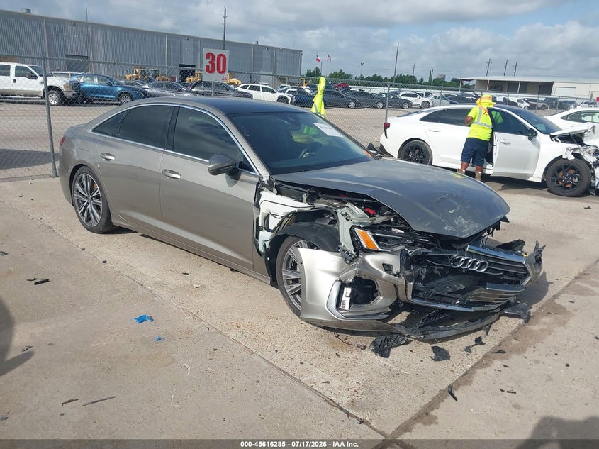2019 Audi A6 VIN WAUL2AF22KN093600 — IAAI salvage auction photo
