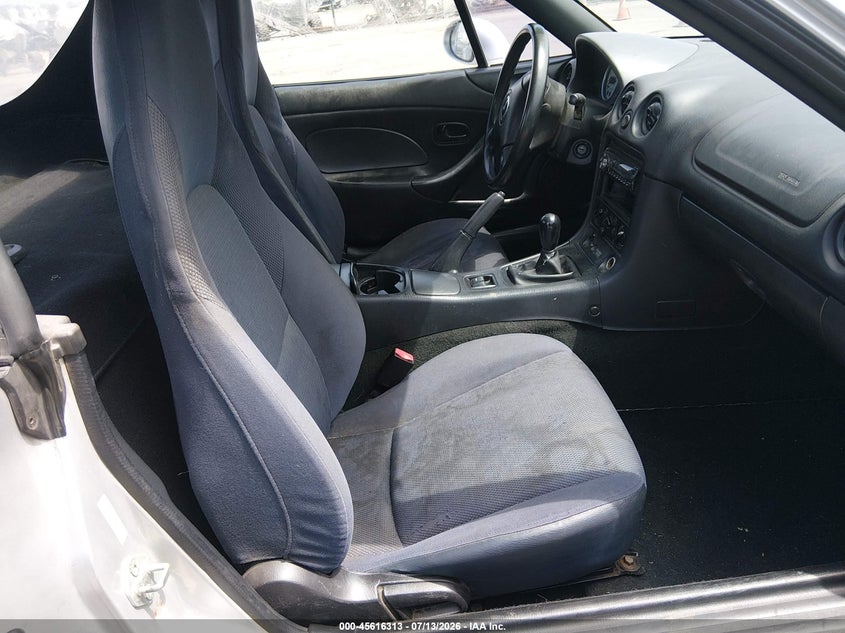 2003 Mazda Mx-5 miata VIN JM1NB353230311101 IAAI salvage auction — LEFT FRONT, Salvage (California), sold $25 on 2026-08-21 (photo 5)