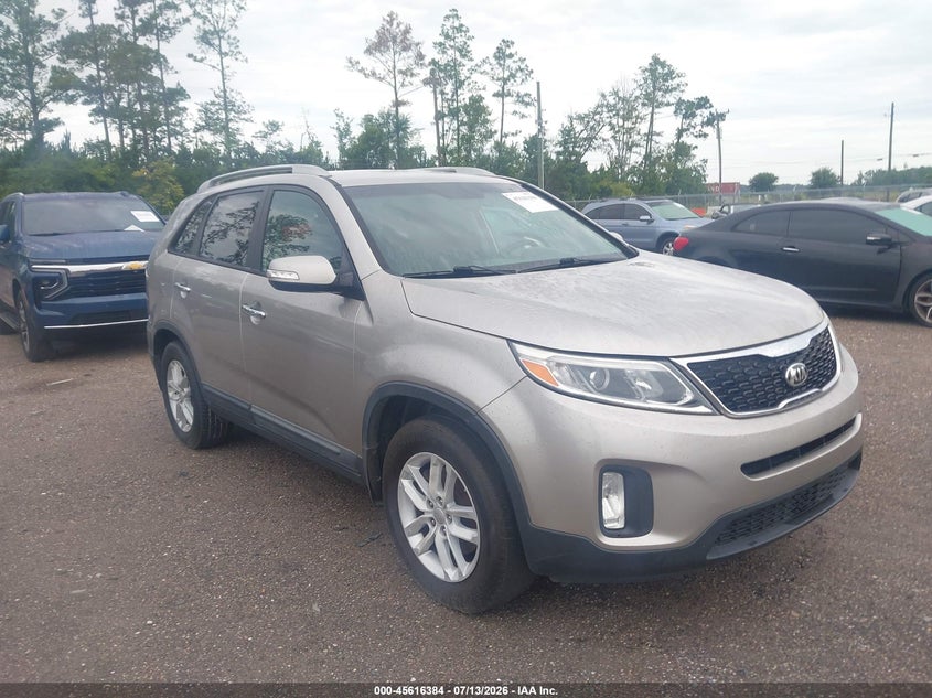 2014 Kia Sorento VIN 5XYKTCA60EG509043 IAAI salvage auction — REAR END, Clear (Georgia), sold $975 on 2026-07-28 (photo 1)
