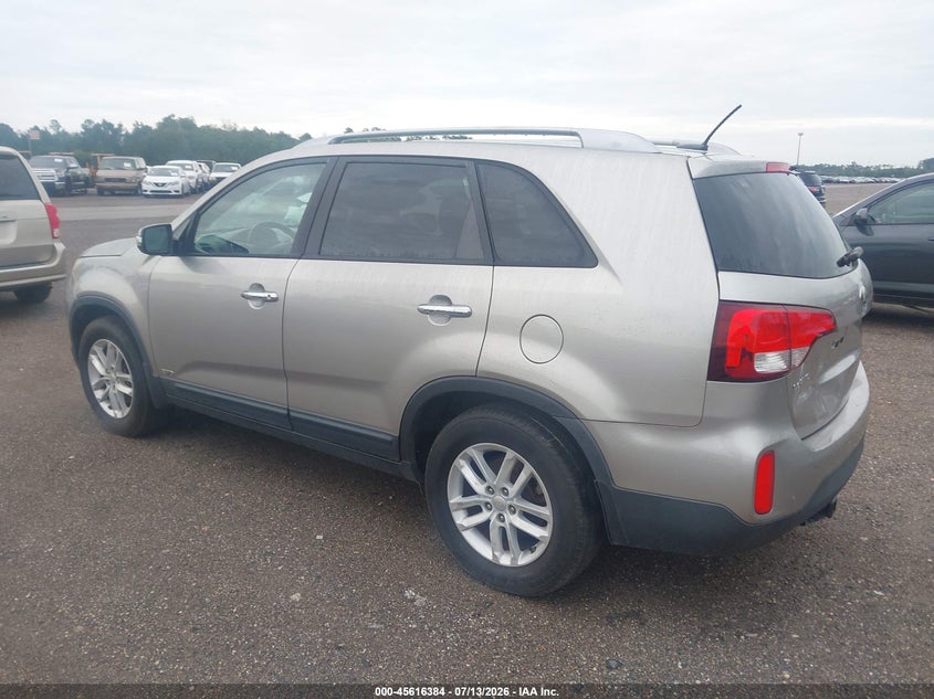 2014 Kia Sorento VIN 5XYKTCA60EG509043 IAAI salvage auction — REAR END, Clear (Georgia), sold $975 on 2026-07-28 (photo 3)