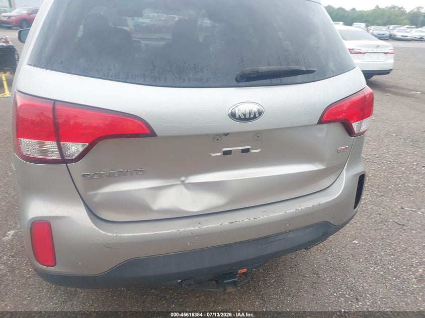 2014 Kia Sorento VIN 5XYKTCA60EG509043 IAAI salvage auction — REAR END, Clear (Georgia), sold $975 on 2026-07-28 (photo 6)