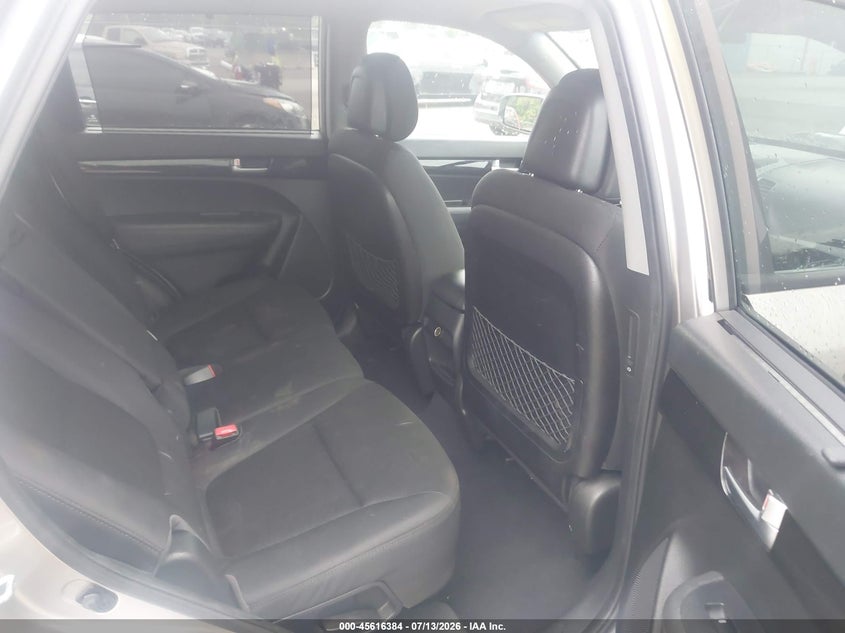 2014 Kia Sorento VIN 5XYKTCA60EG509043 IAAI salvage auction — REAR END, Clear (Georgia), sold $975 on 2026-07-28 (photo 8)