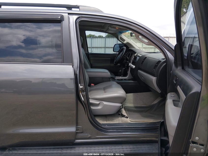 2011 Toyota Sequoia VIN 5TDZM5G12BS002694 IAAI salvage auction — NORMAL WEAR, Clear (Georgia), sold $2,250 on 2026-07-16 (photo 5)