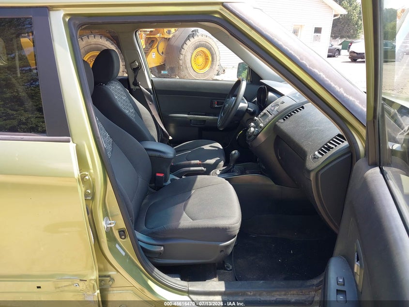 2011 Kia Soul VIN KNDJT2A29B7279059 IAAI salvage auction — SIDE, Salvage (Ohio), sold $525 on 2026-07-27 (photo 5)
